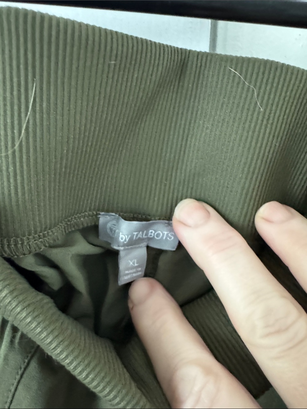 Talbots Olive Green Women's Jogger Pants - Picture 2 of 3
